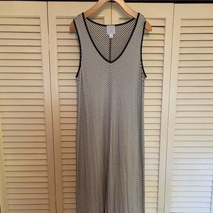 DB Sunday Handkerchief Hem Dress